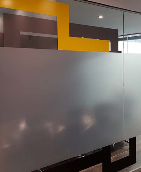 esmerilado en oficinas